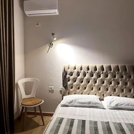 Elegant Rose Center Oasis Appartement *