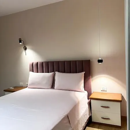 Lägenhet Elegant Rose Center Oasis *